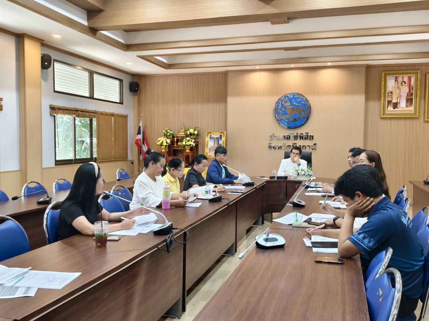 🏢สพอ.โซ่พิสัย : ดำเนินโครงการประชุมคณะอนุกรรมการกลั่นกรองและติดตามการดำเนินงานกองทุนพัฒนาบทบาทสตรีอำเภอ (อกส.อ.) ครั้งที่ 4/2569
